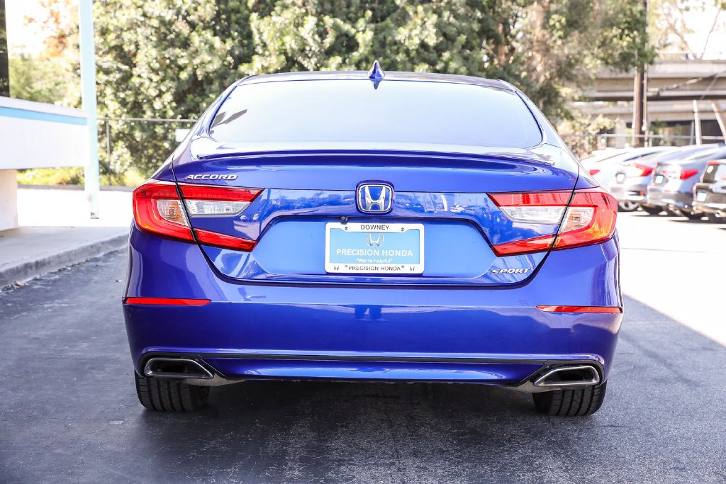 Used 2020 Still Night Pearl Honda Sport image 10
