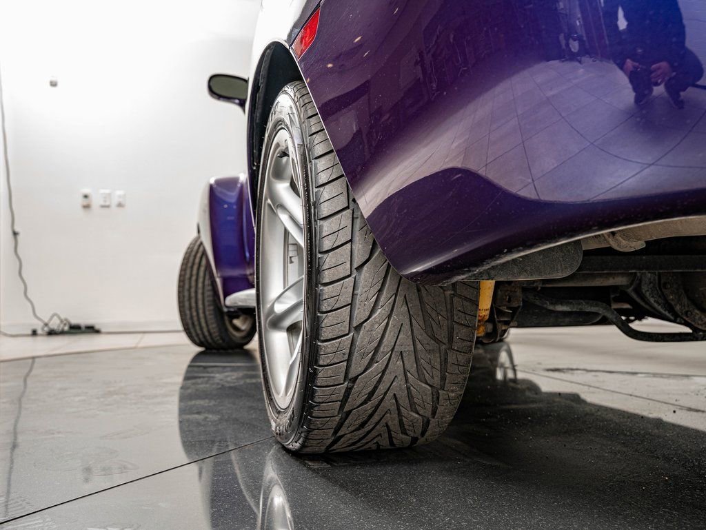 Used 2004 Ultra Violet Metallic Chevrolet  image 46
