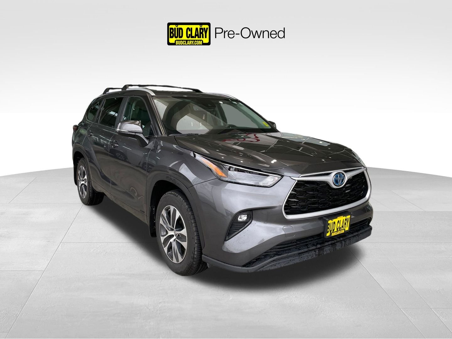 2023 Toyota Highlander Hybrid XLE AWD's photo