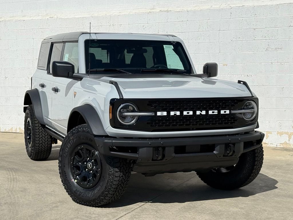 New 2026 Avalanche Gray Ford Badlands® image 2