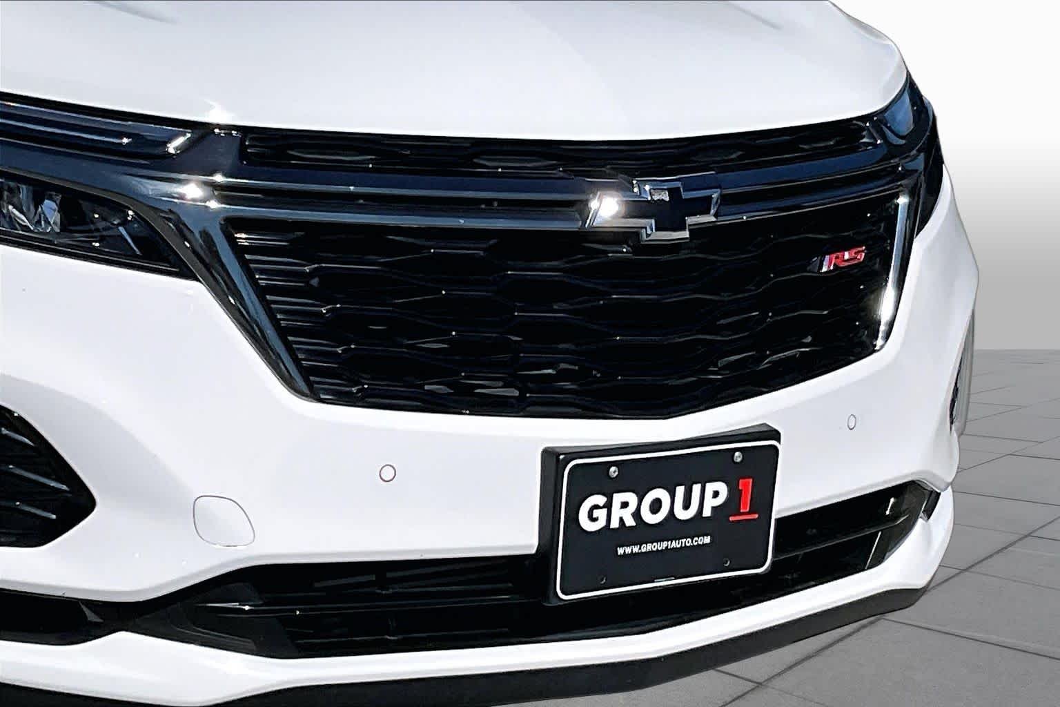 Used 2023 Summit White Chevrolet RS image 26