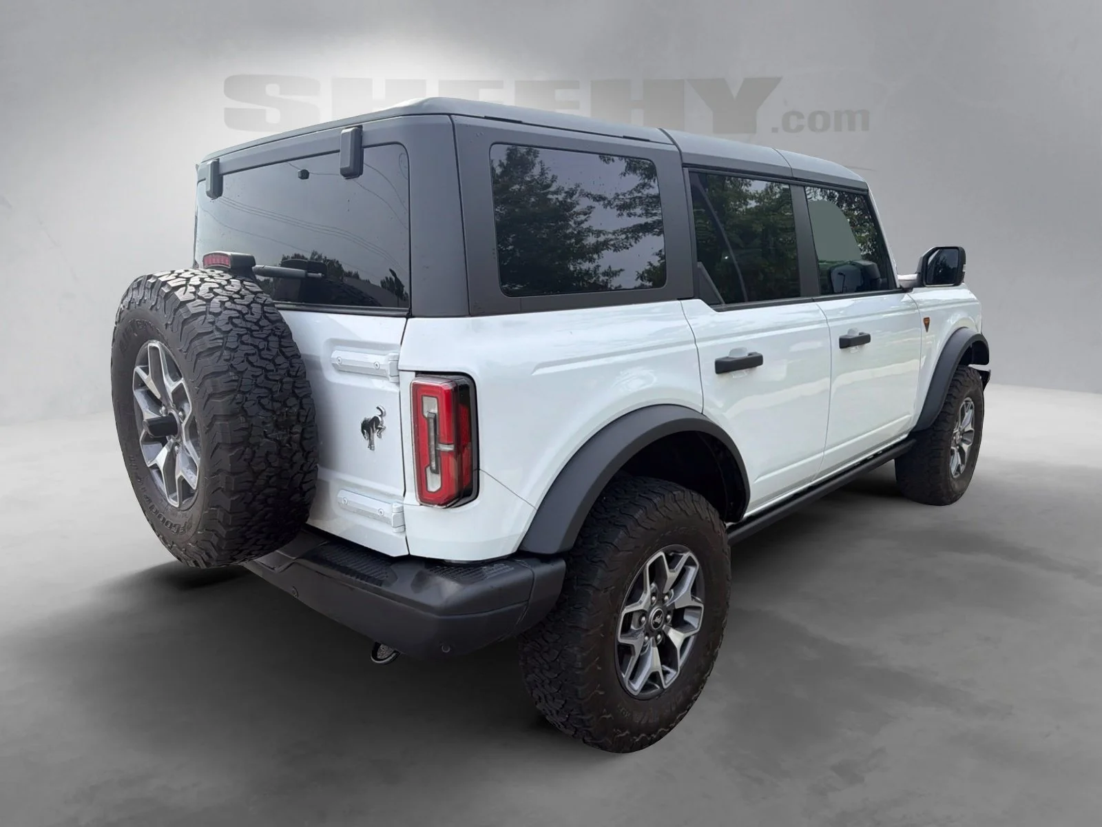 Certified Used 2024 Oxford White Ford Badlands image 13