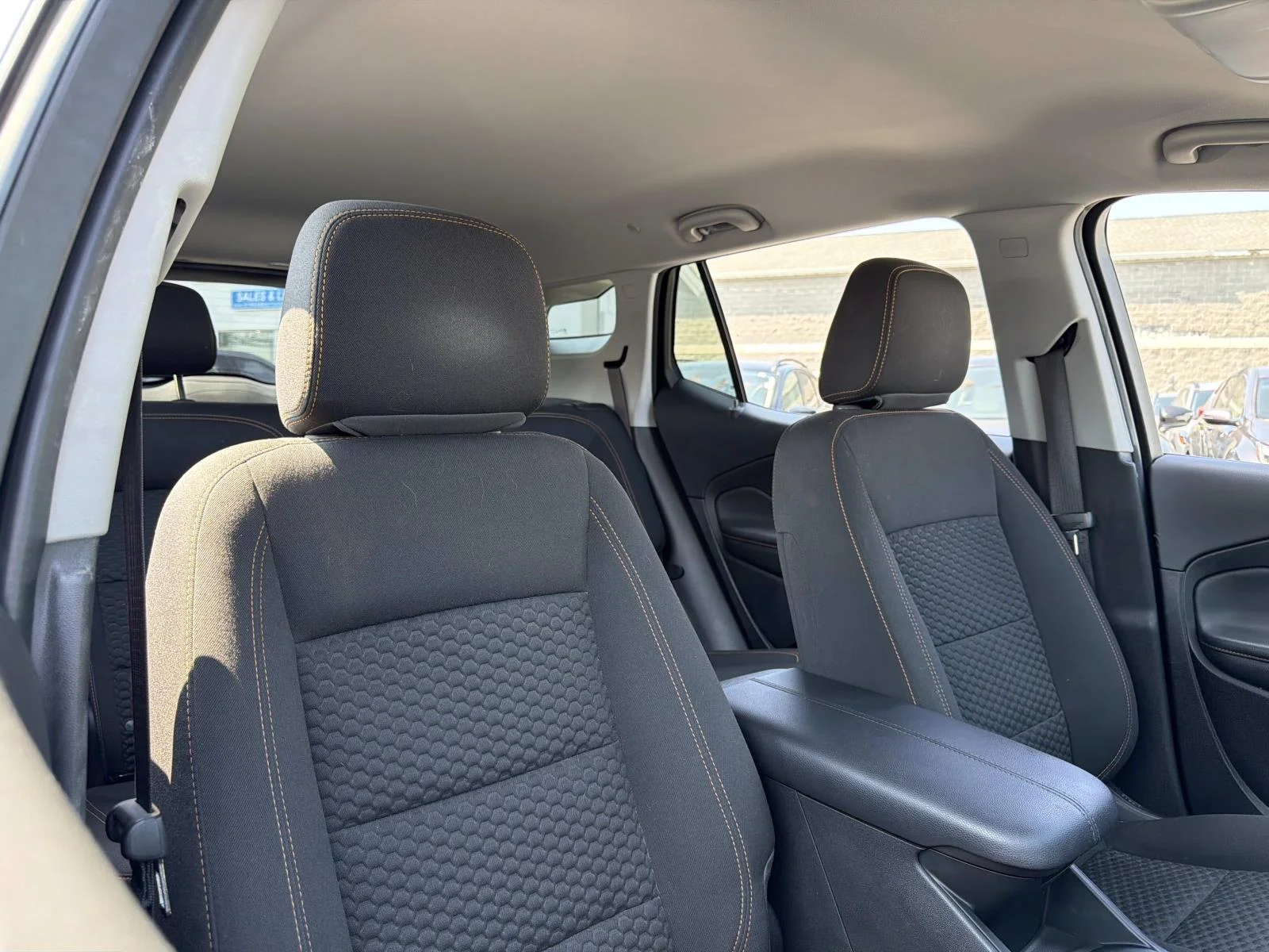 2020 GMC Terrain SLE - Photo 11