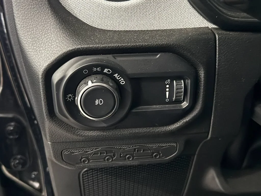 Used 2025 Black Jeep Willys image 7