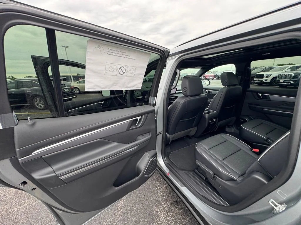2026 Buick Enclave Sport Touring - Photo 21