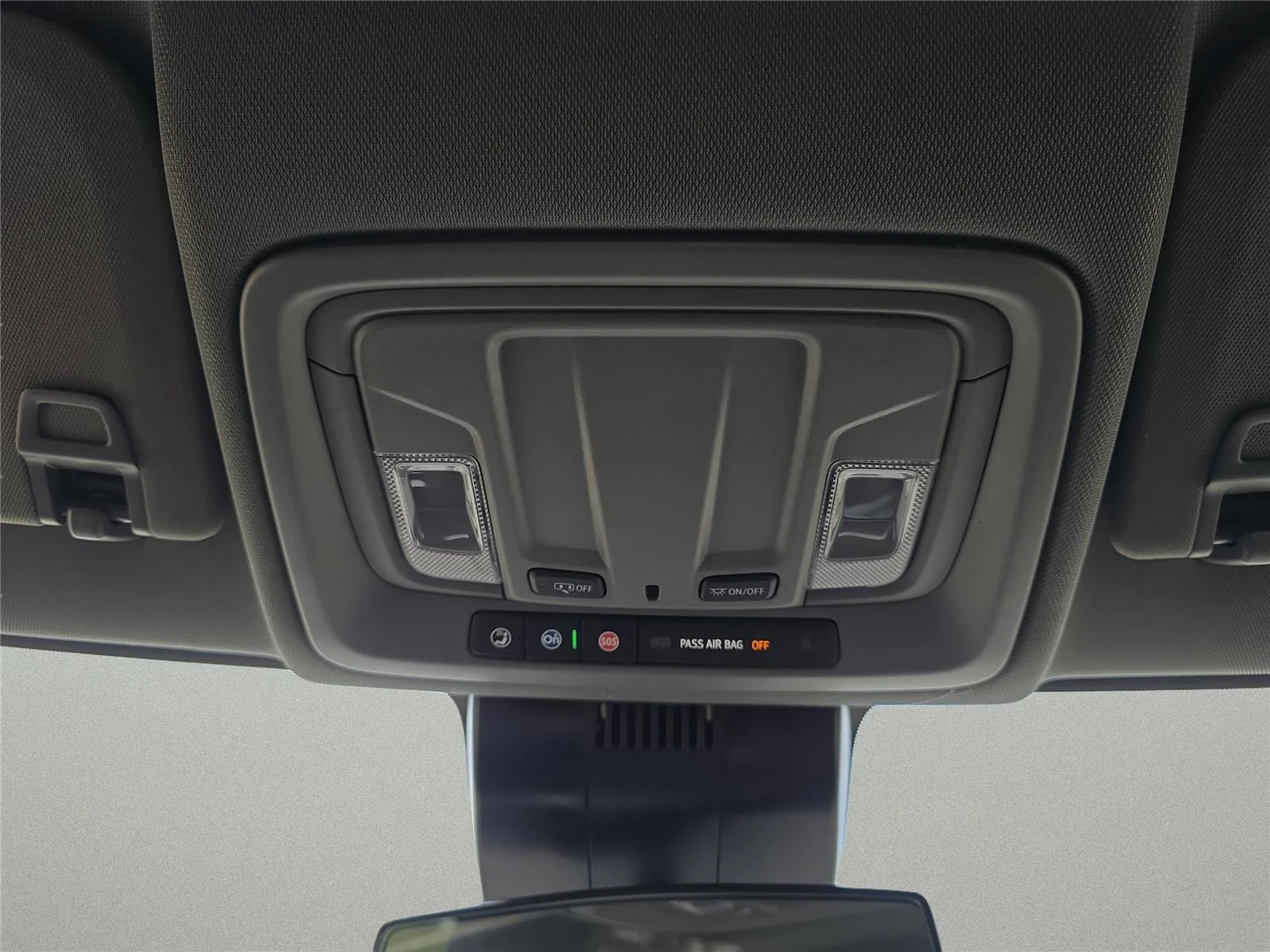 New 2026 Sterling Metallic GMC Elevation image 14