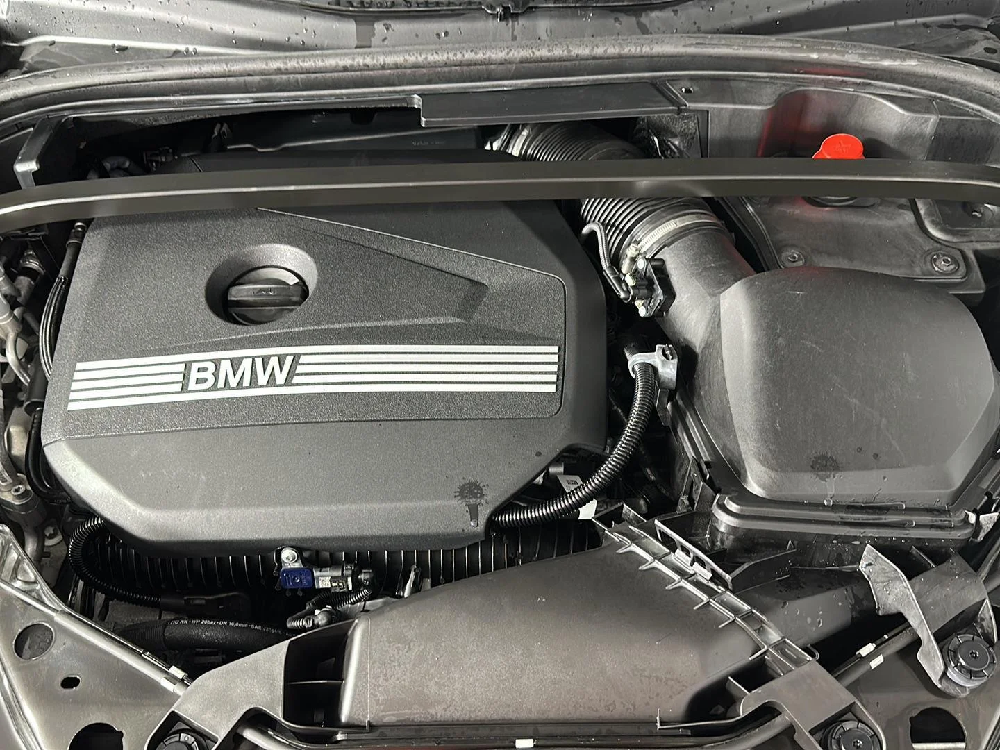 Used 2024 Space Silver Metallic BMW xDrive28i image 29