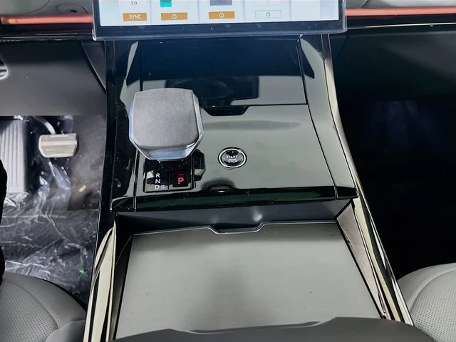 New 2026 Gray Land Rover Dynamic SE image 18