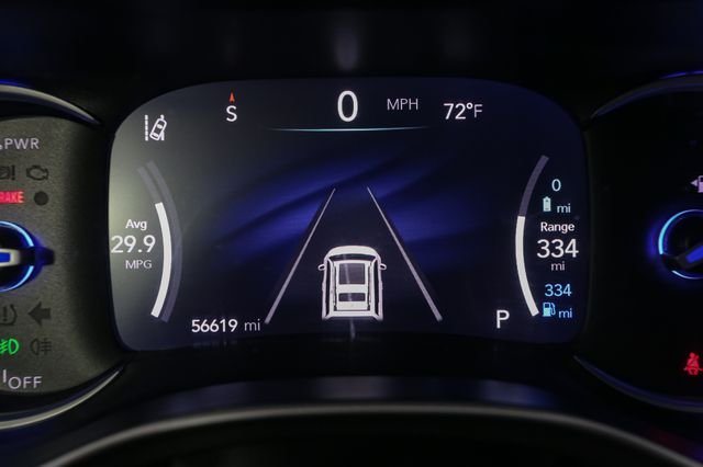 Used 2023 Silver Chrysler Touring L image 35