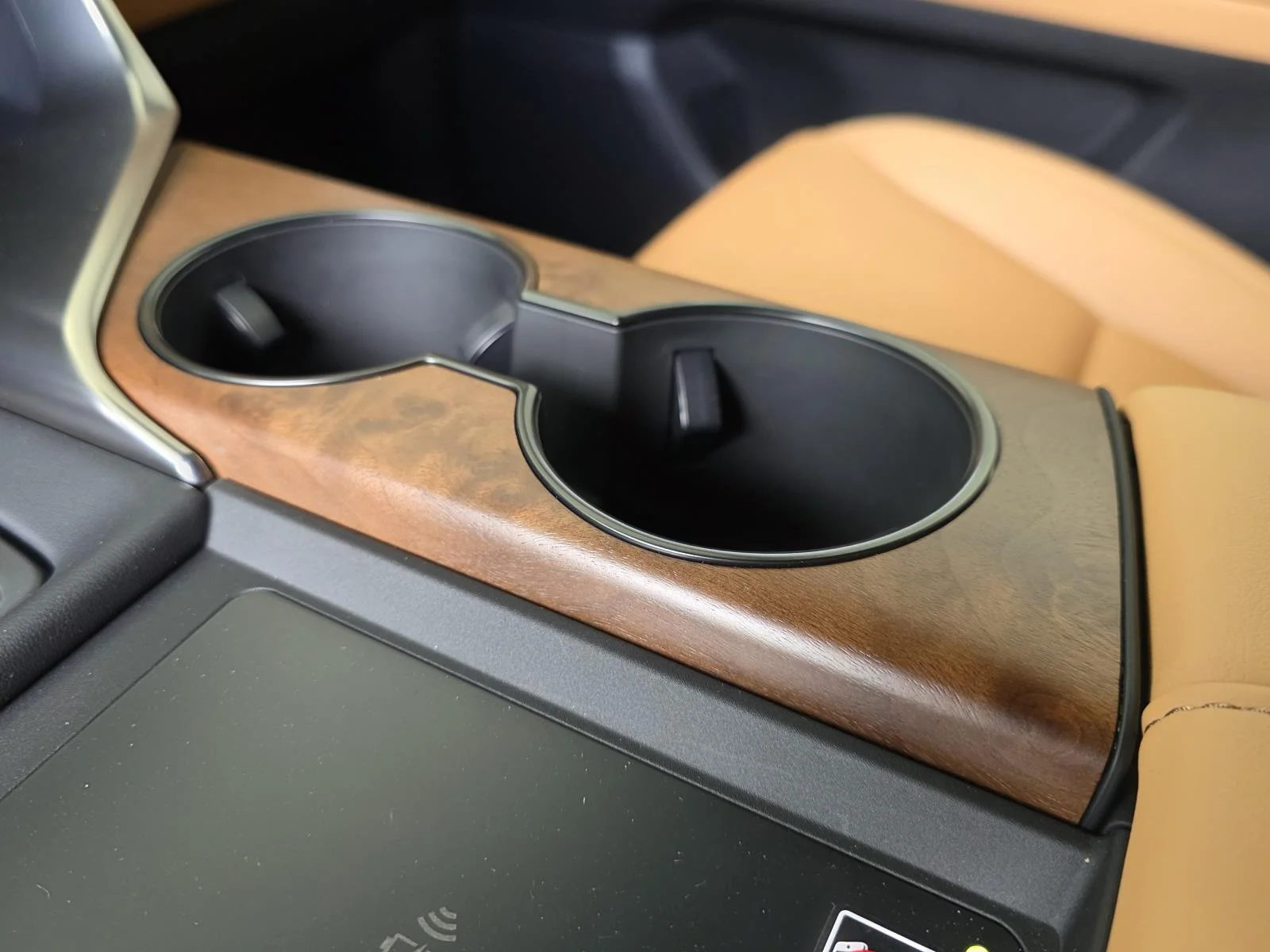 2026 Lexus LX 700h Luxury - Photo 33