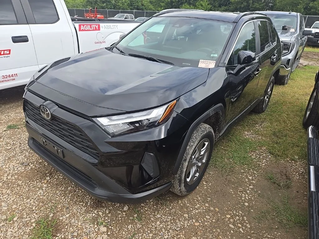Used 2025 Black Toyota XLE image 1