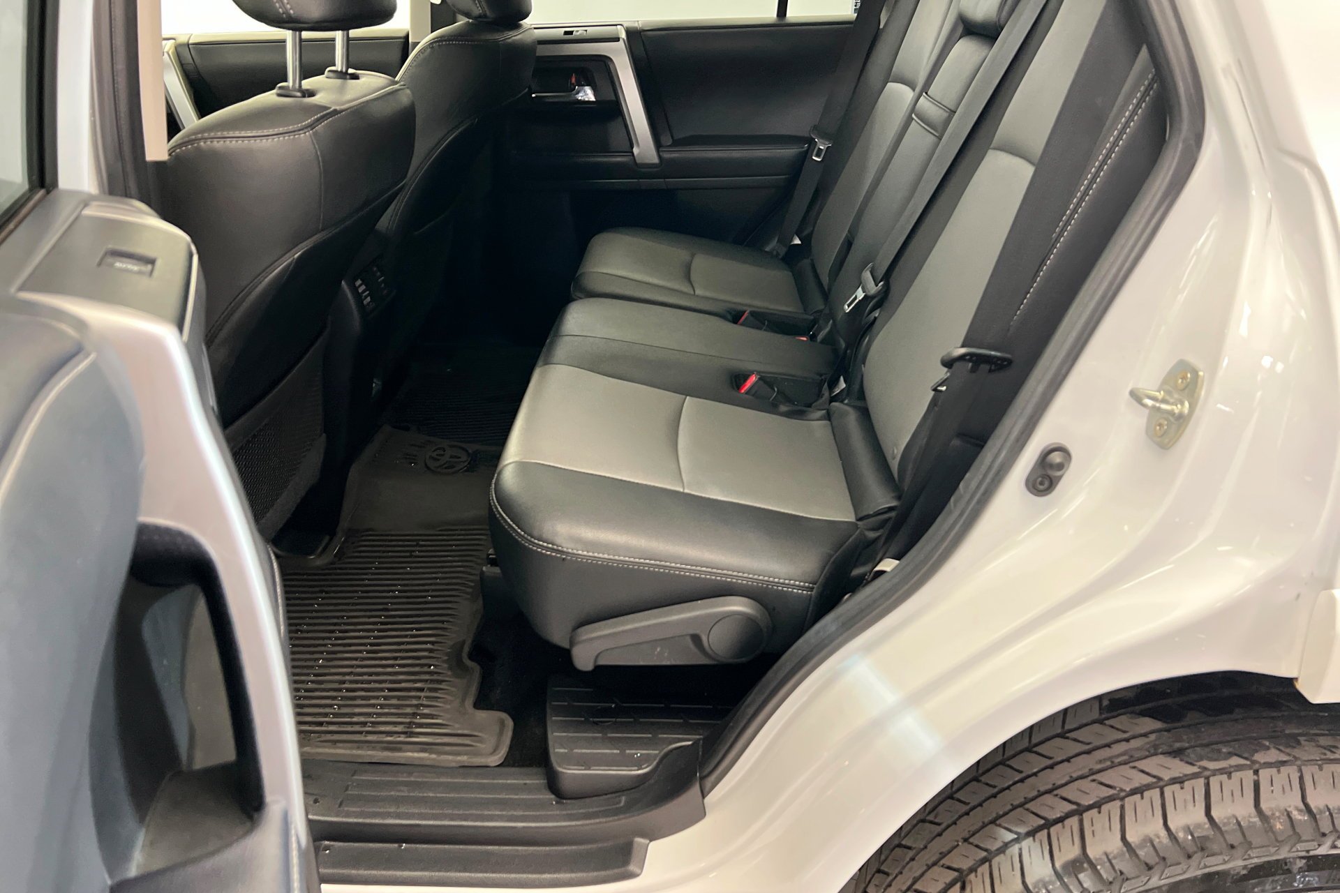 Used 2024 White Toyota SR5 Premium image 20