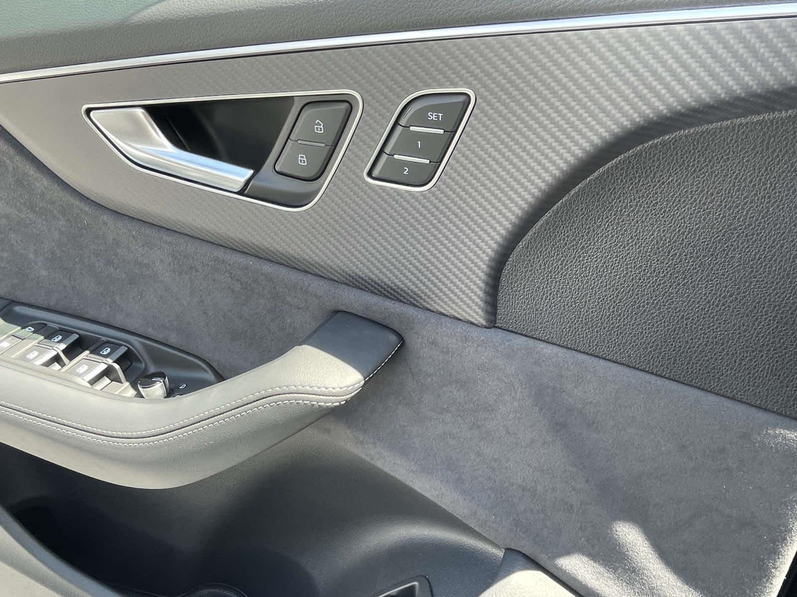 New 2026 0E0E/Black Audi Premium Plus image 36