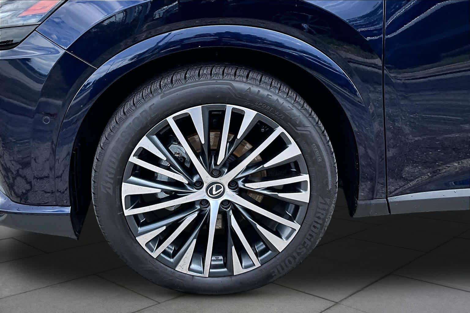 Used 2024 Nightfall Mica Lexus Premium Plus image 11