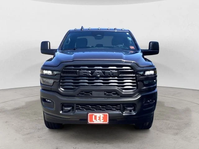New 2026 Crystal Metallic Ram TRADESMAN CREW CAB 4X4 6