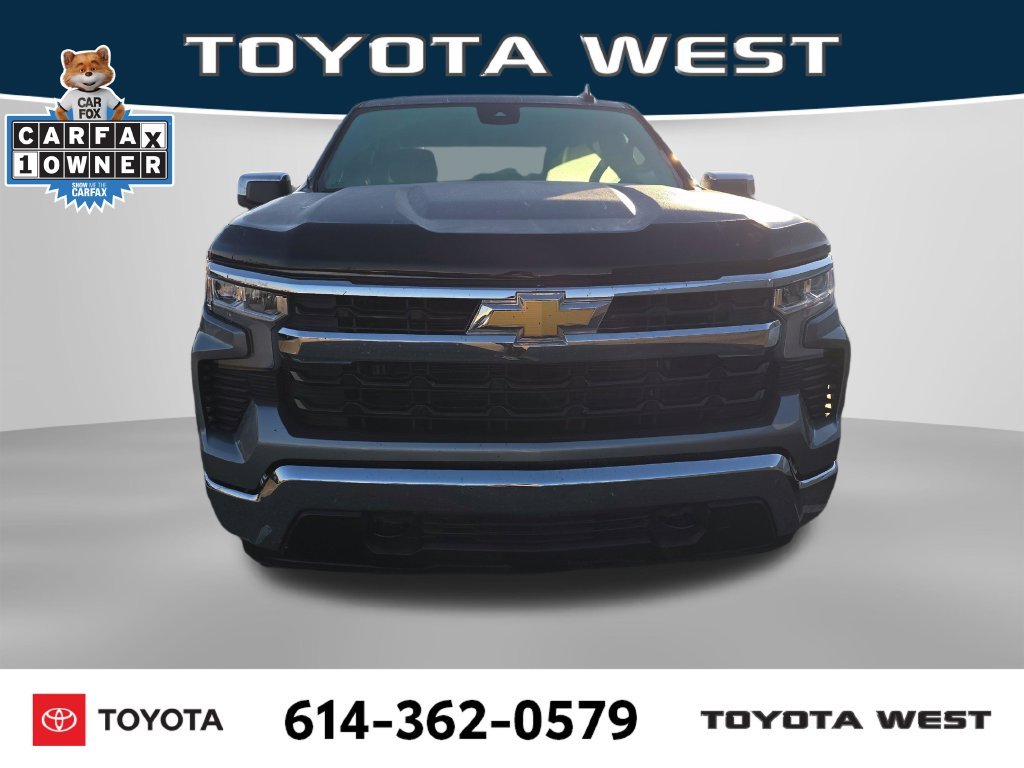 Used 2025 Gray Chevrolet LT image 2