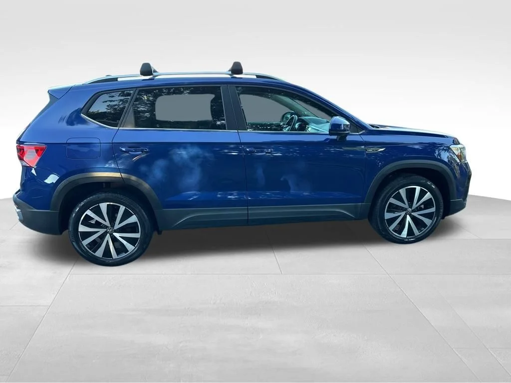 Used 2022 Blue Volkswagen 1.5T SE image 6