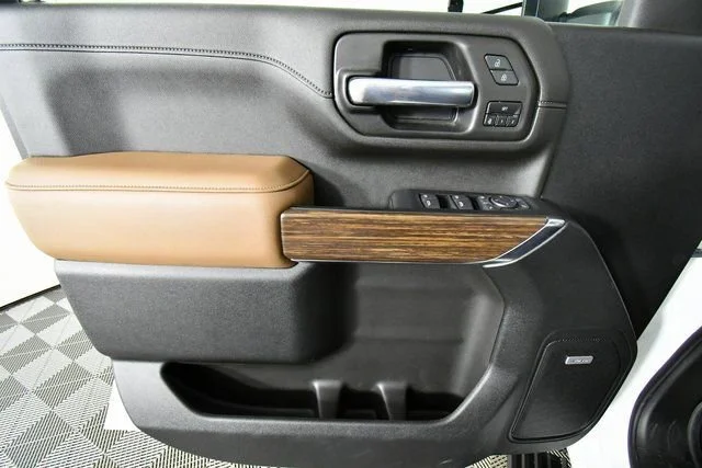 2022 Chevrolet Silverado 3500HD High Country - Photo 22