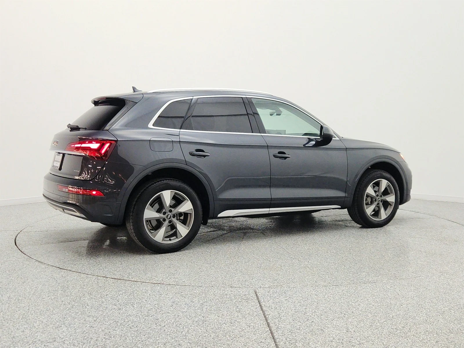 Used 2023 Manhattan Gray Metallic Audi Premium image 5