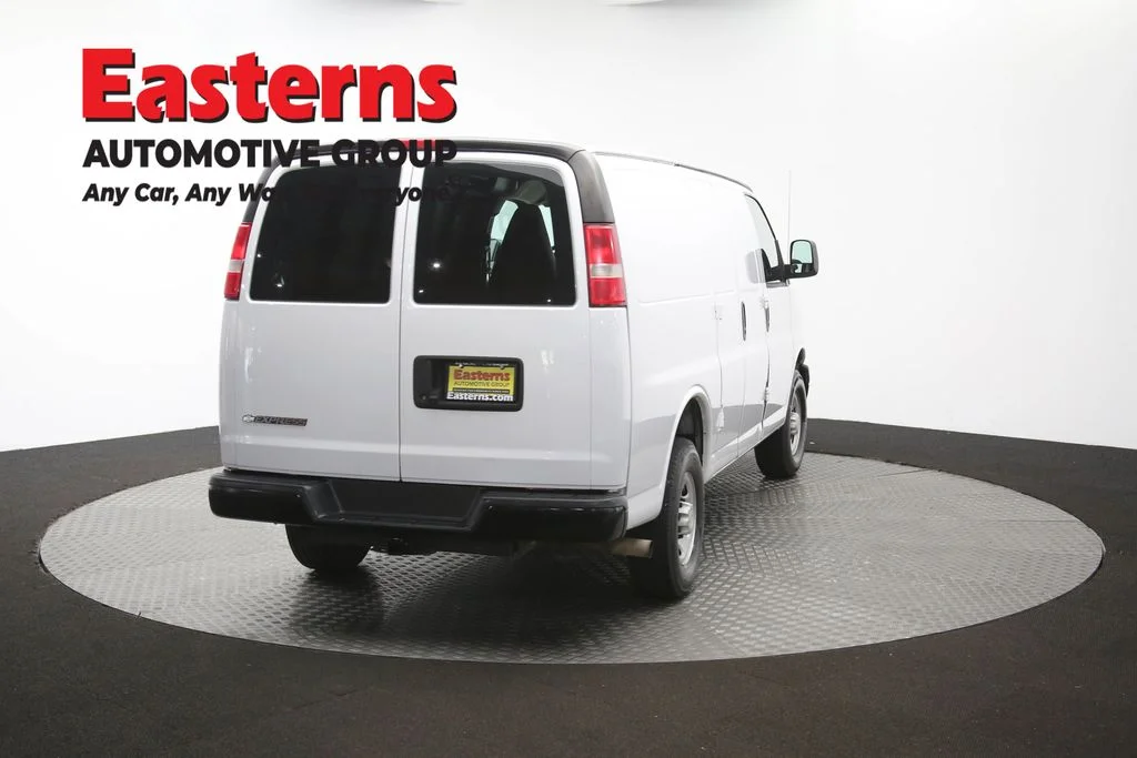 Used 2019 White Chevrolet Work Van image 34