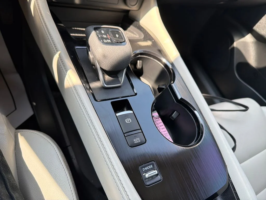 Used 2023 Black Nissan SL image 26
