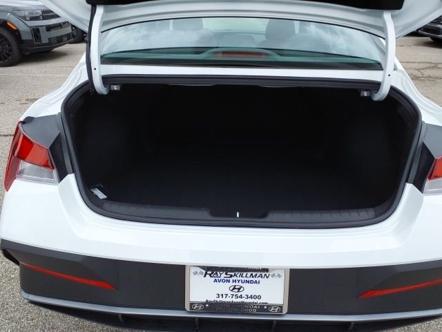 New 2026 White Hyundai SEL Sport image 11