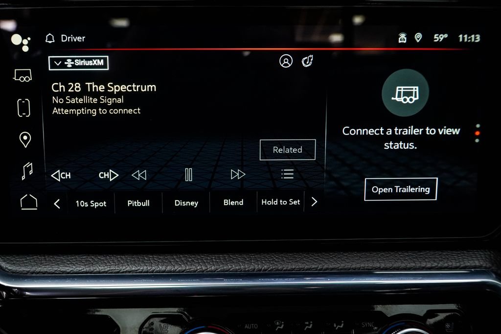 Used 2025 White GMC Denali image 26