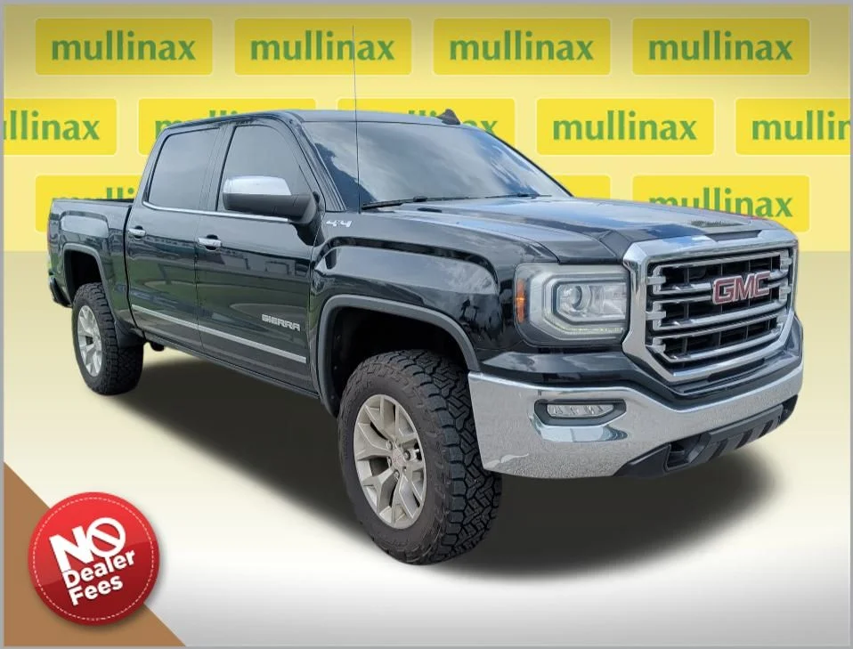 2018 GMC Sierra 4WD Crew Cab Short Box SLT's photo