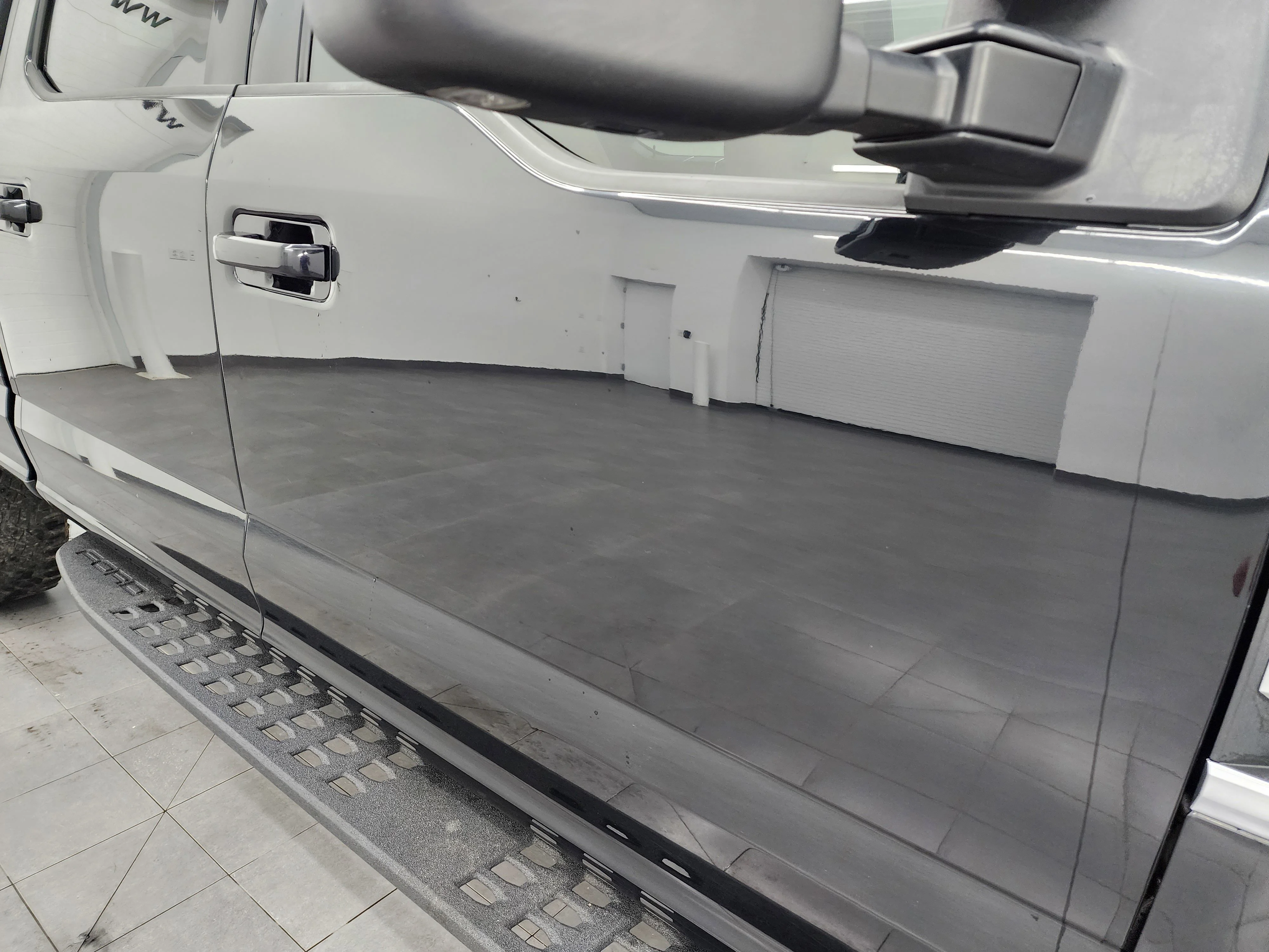 Used 2022 Agate Black Metallic Ford Lariat image 25