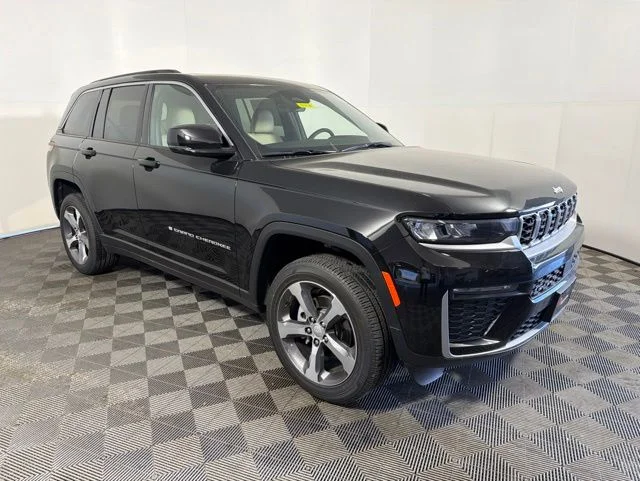 2026 Jeep Grand Cherokee Limited 4x4's photo
