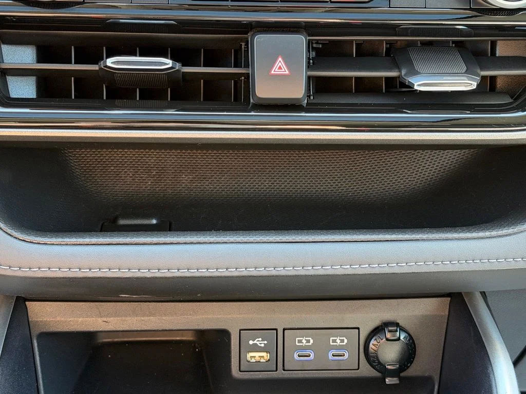 Used 2022 Beige Toyota XLE image 22