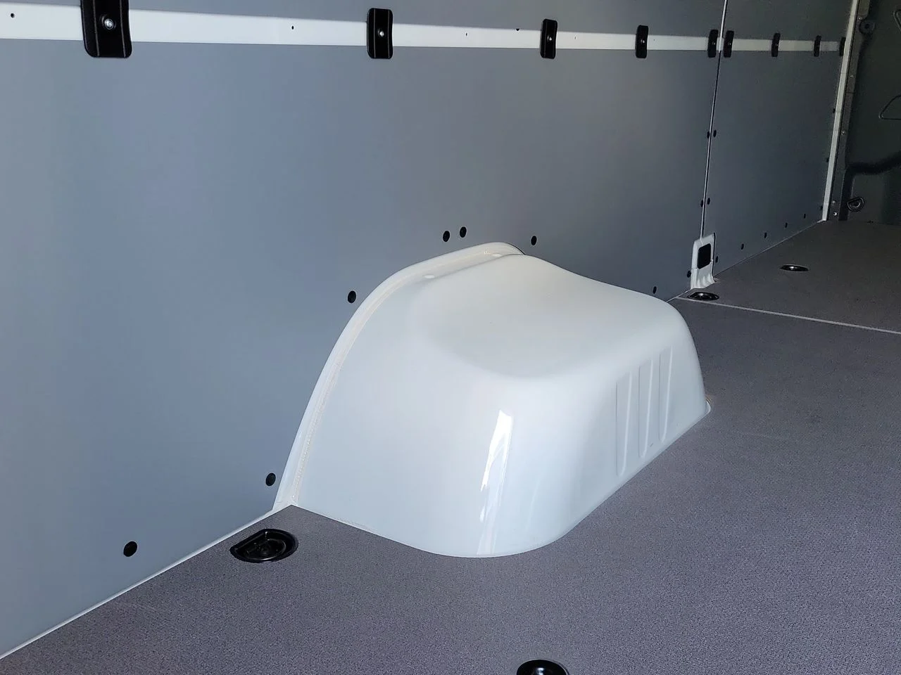 New 2026 Arctic White Mercedes-Benz Cargo 170 WB image 10