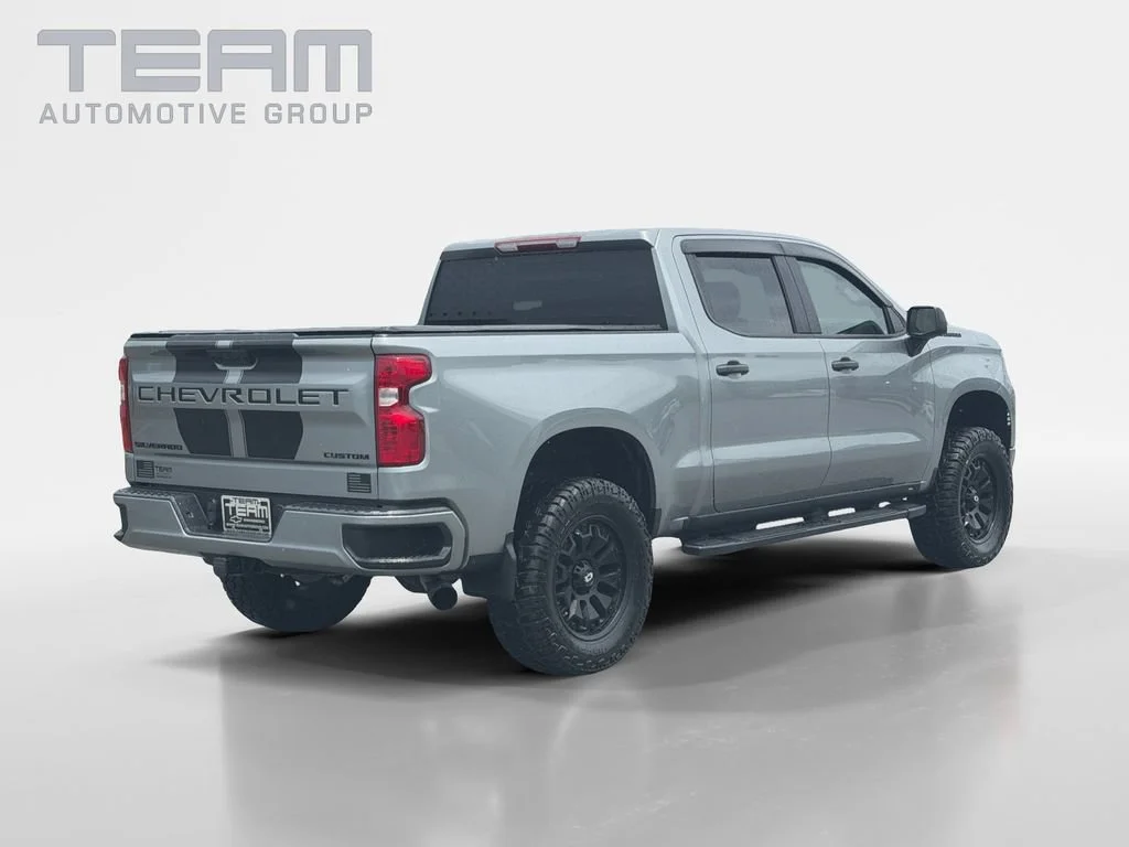 Used 2023 Sterling Gray Metallic Chevrolet Custom image 7