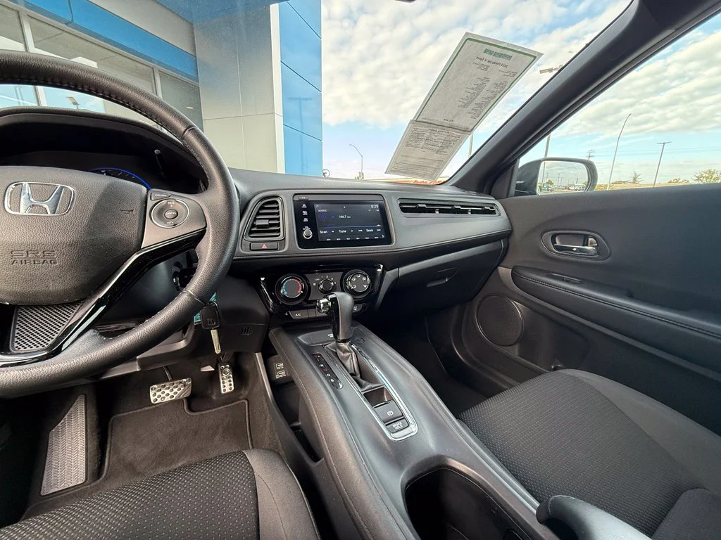 Used 2022  Honda Sport image 23