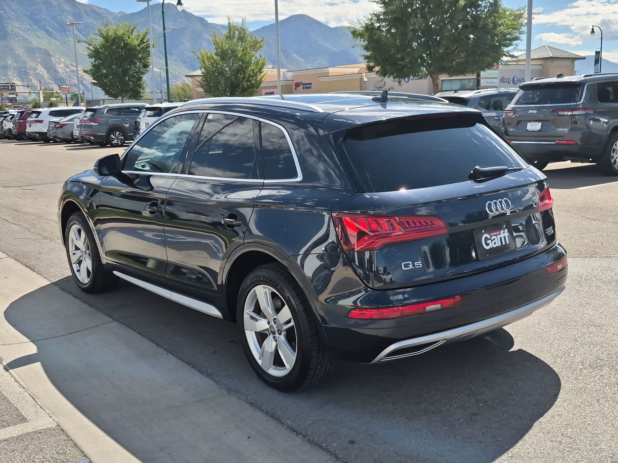 Used 2018 Moonlight Blue Audi Premium Plus image 5