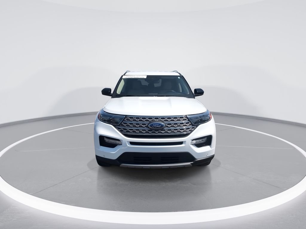 Used 2023 White Ford Limited image 3