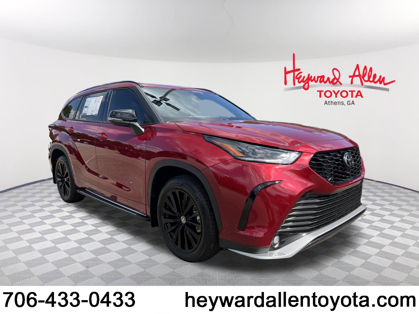 2026 Toyota Highlander XSE AWD's photo