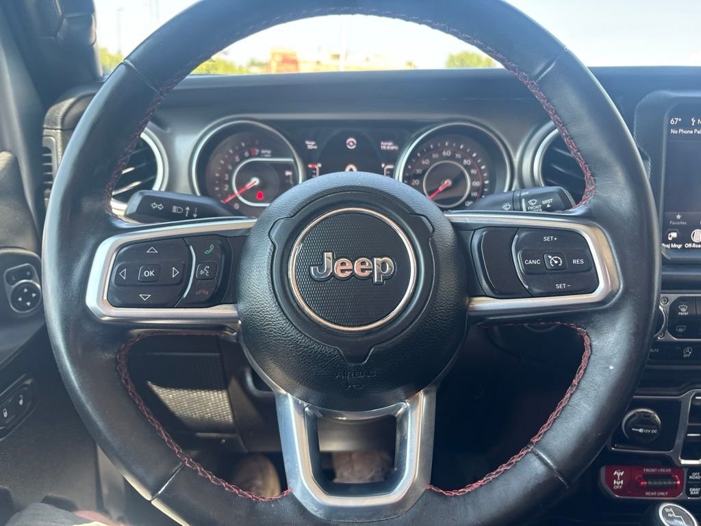 Used 2022 Silver Zynith Clearcoat Jeep Rubicon image 13