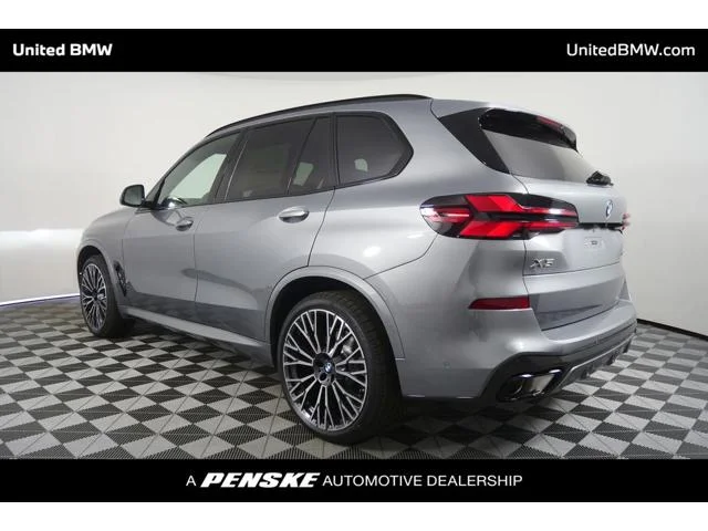 New 2026 Skyscraper Grey Metallic BMW X5 40i image 5