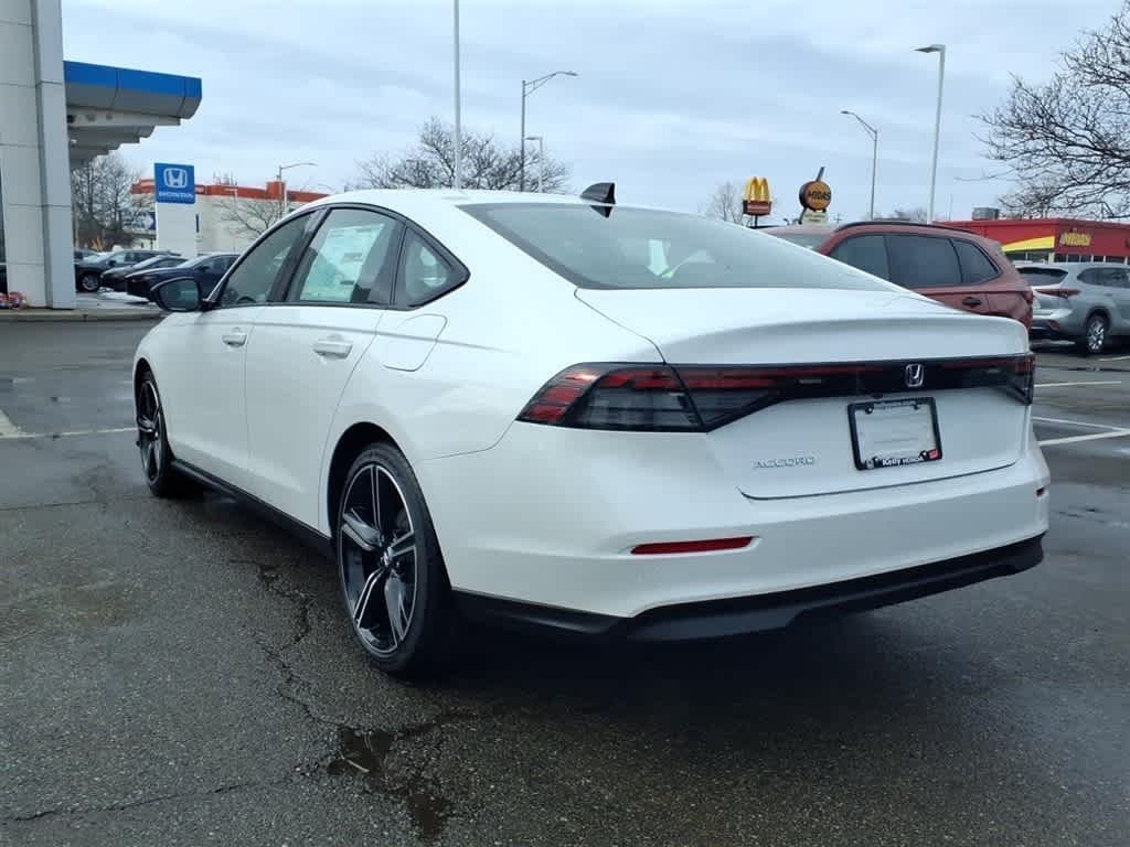 New 2026 Platinum White Pearl Honda SE image 6