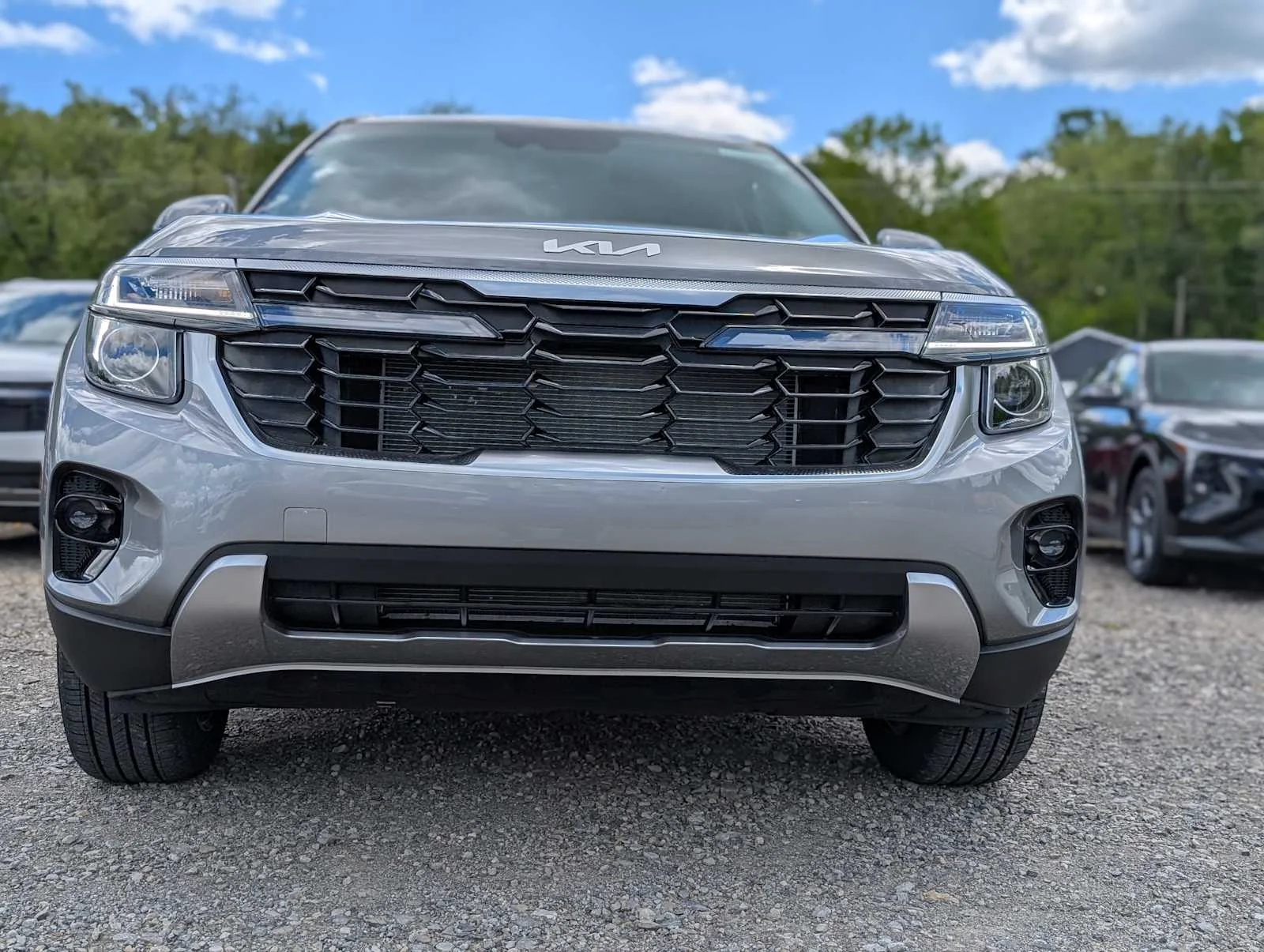 New 2026 Steel Gray Kia EX image 2