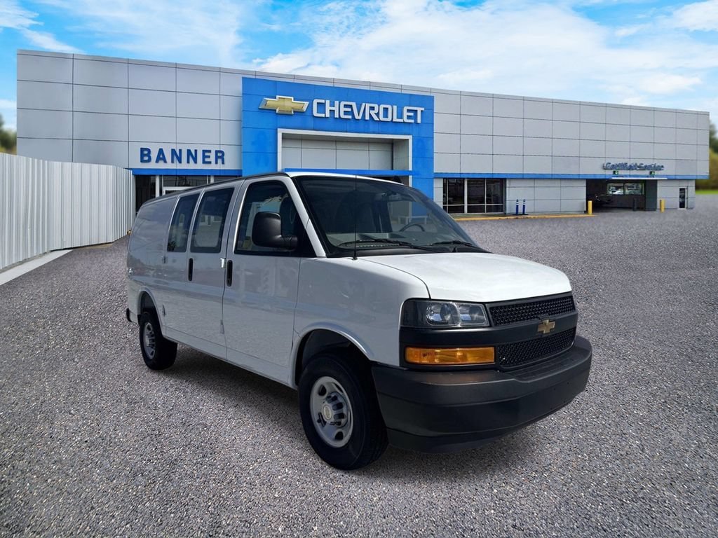 2025 Chevrolet Express WT