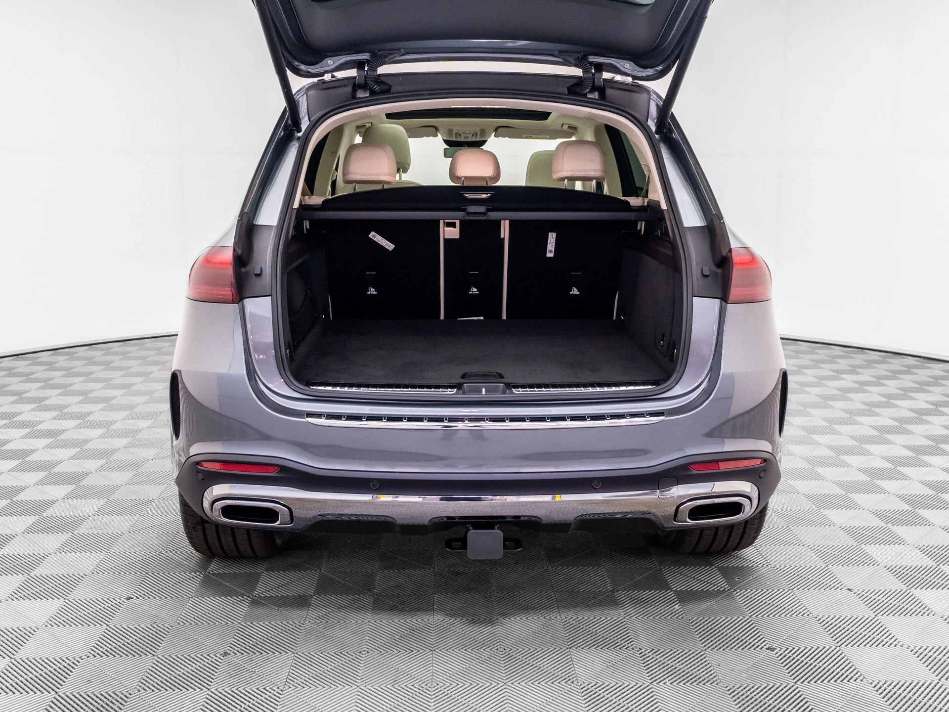 New 2026 Gray Mercedes-Benz GLE 350 image 35
