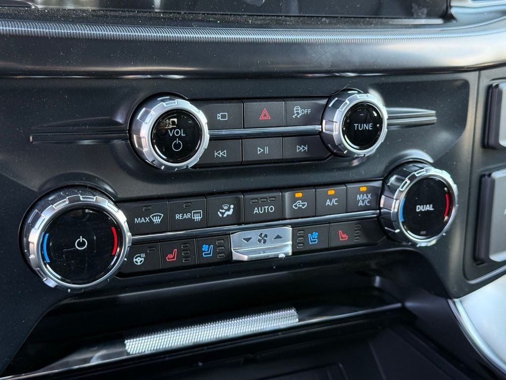 New 2026 Avalanche Ford Platinum® image 11