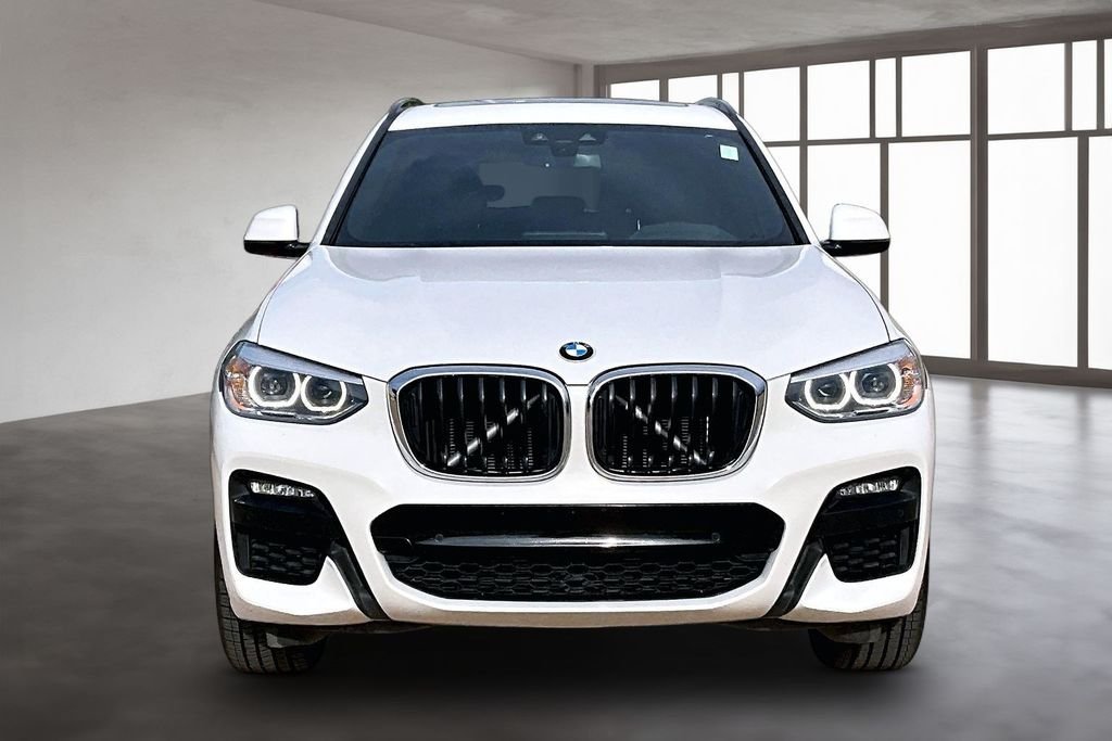 Used 2021 White BMW xDrive30i image 3