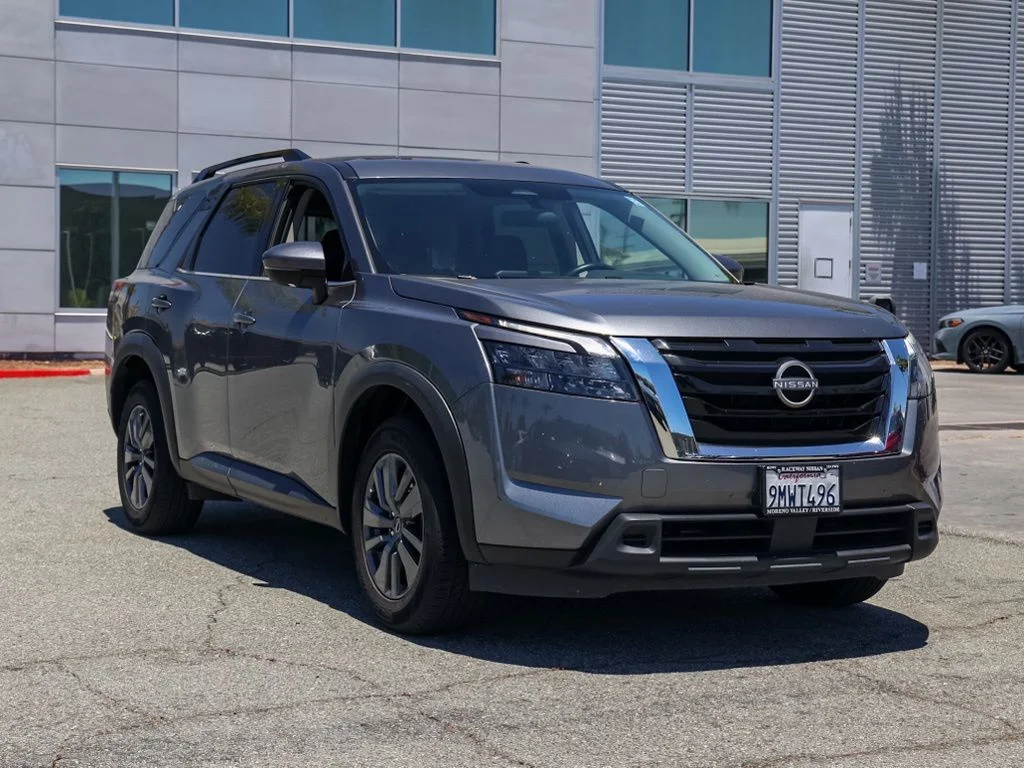 Used 2024 Gray Nissan SV image 1