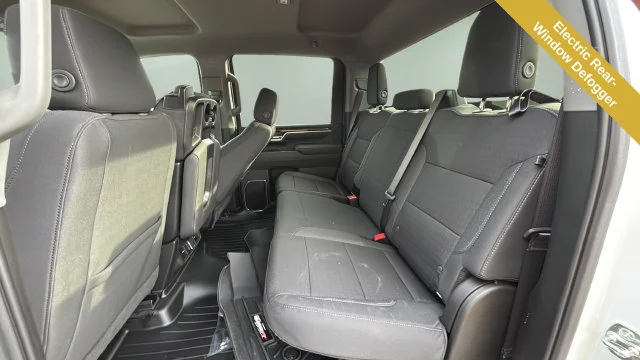 Used 2025 White Chevrolet LT image 23
