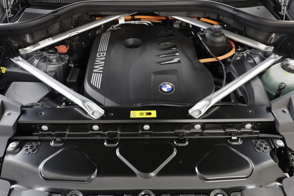 New 2026 Gray Metallic BMW xDrive50e image 24