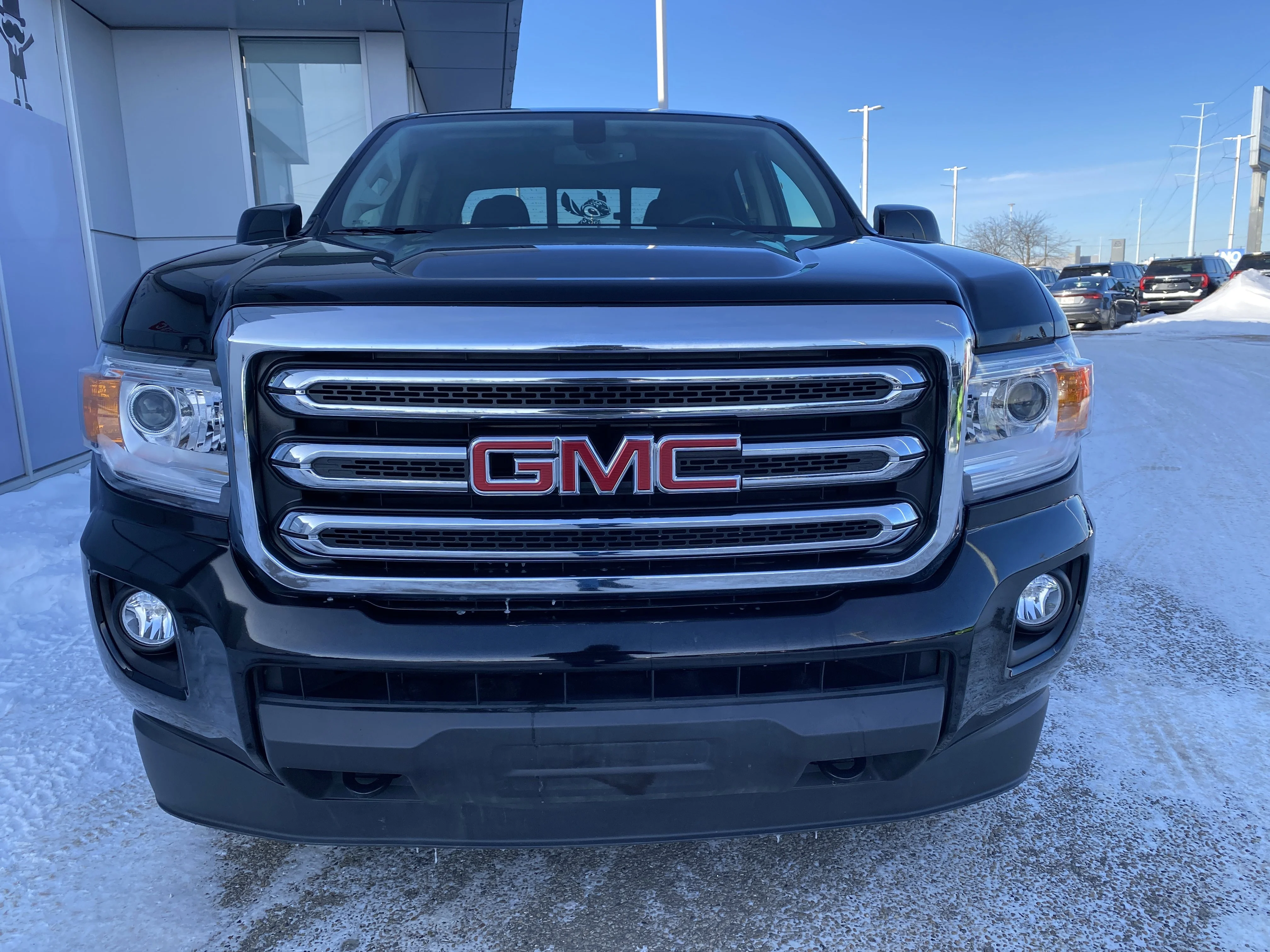 Certified Used 2020 Black GMC Crew Cab 4WD SLE image 7