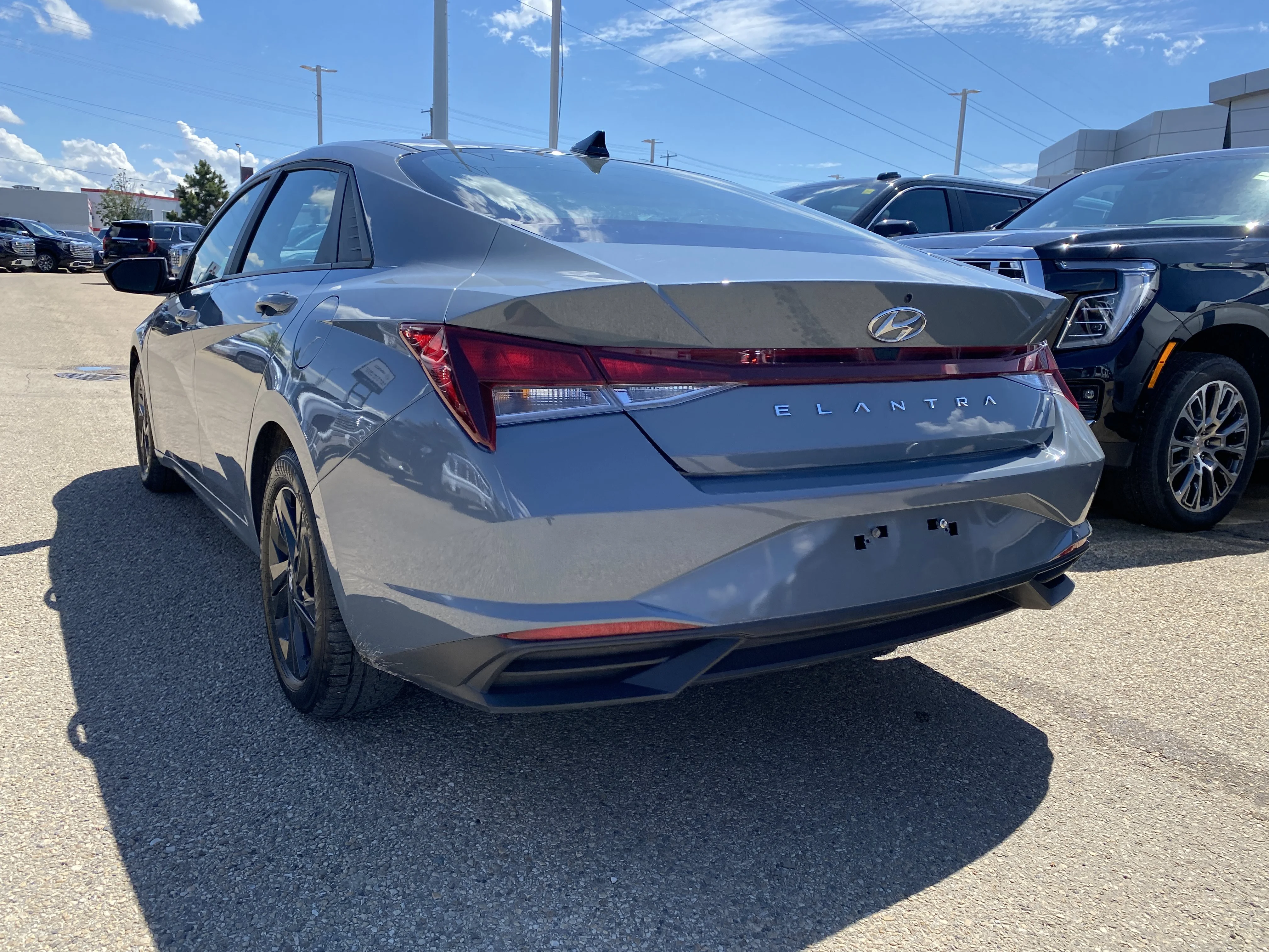 Certified Used 2022 Electric Shadow Hyundai Preferred image 3
